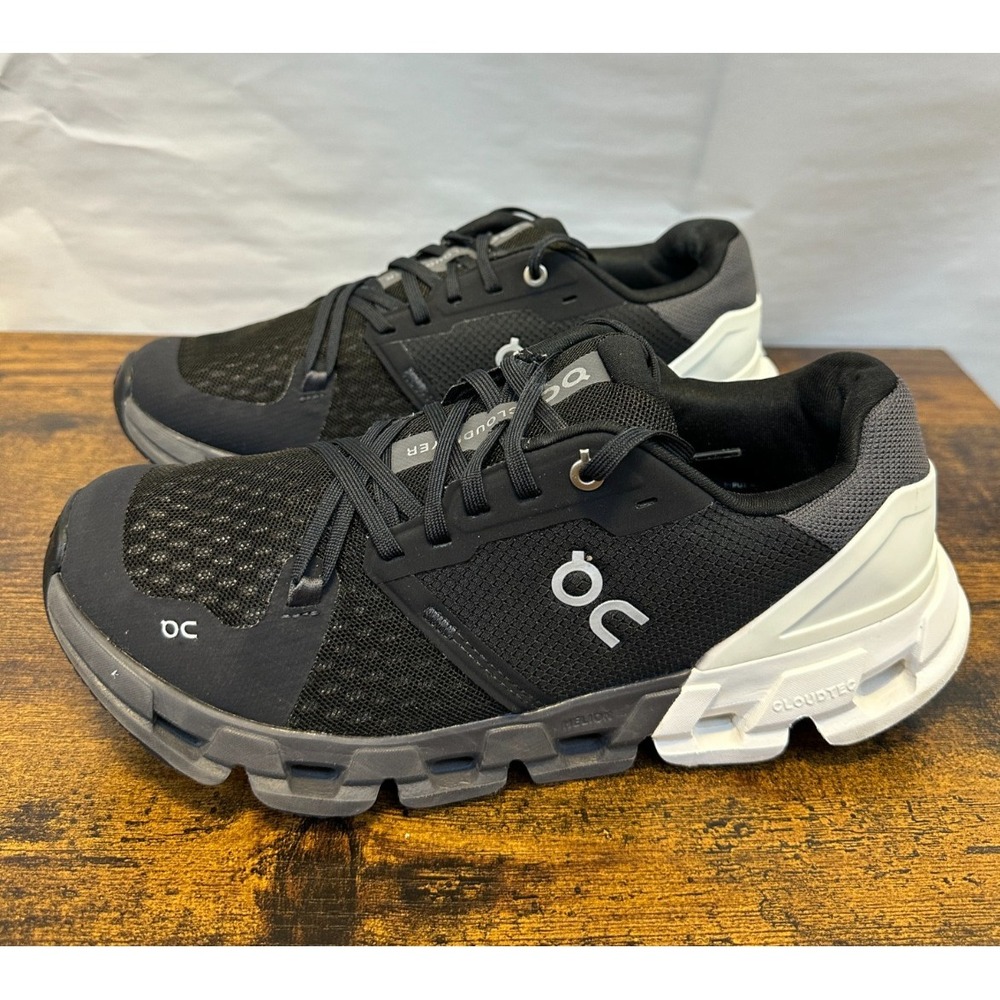 On Cloudflyer 4 Women's Size 9.5 Black White Running Shoes 71.98671 - Picture 12 of 13